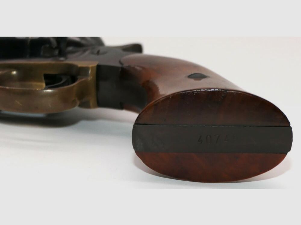 Hege Uberti percussion revolver Model 1858 New Army, caliber .44, 8-inch barrel.