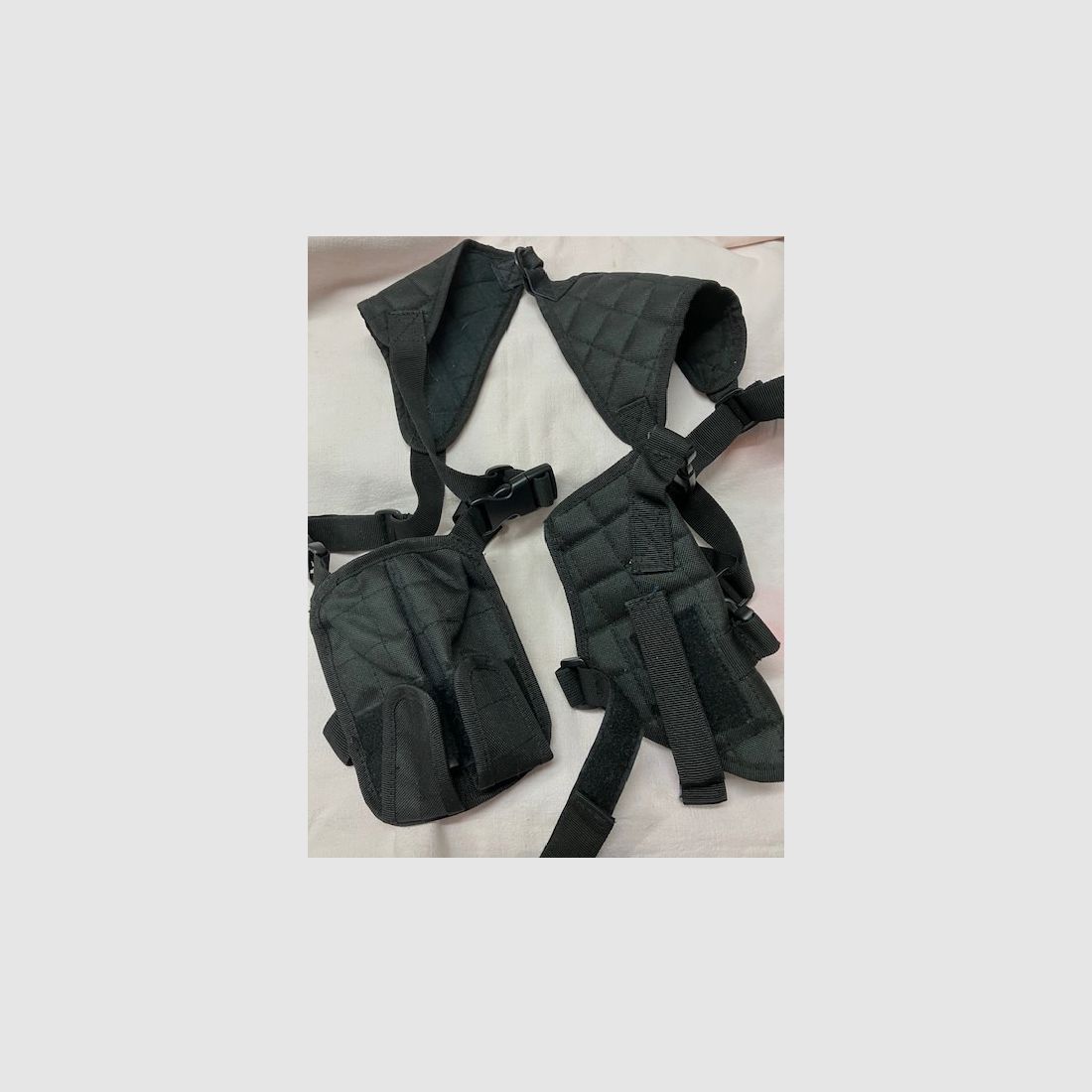 Confezione di fondine per pistole o revolver