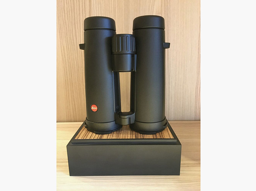 LEICA	 Noctivid 10x42