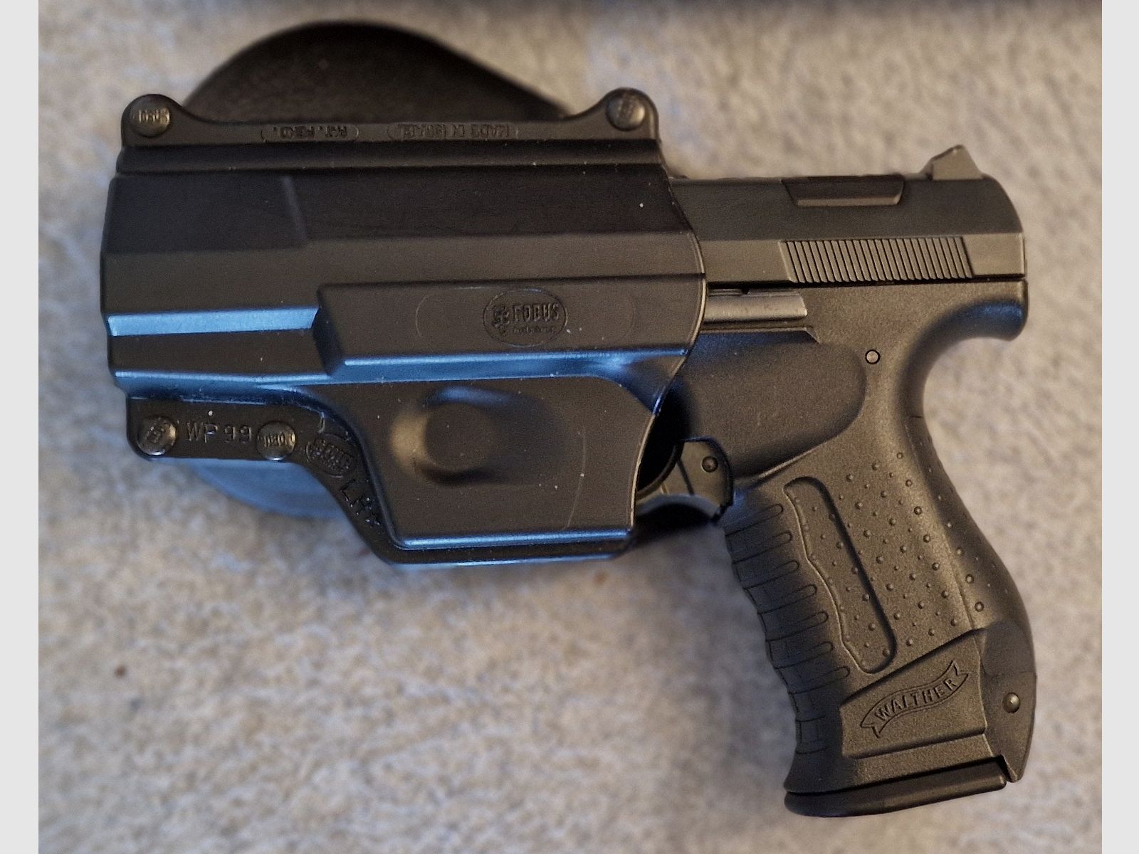 Vendo Walther P99 pistola de fogueo usada
