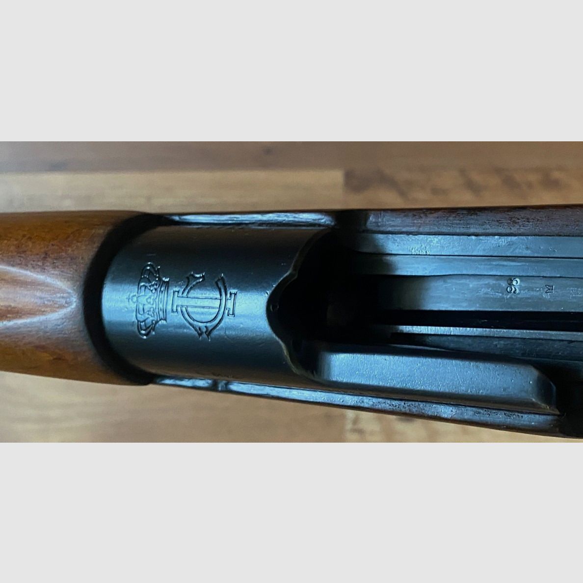 Liquidation of my collection: DWM Mauser Vergueiro Mod. Portugal 1904 -39, caliber 8x57JS, single loader, complete in untouched military stock, royal crest Carlos I perfectly preserved including bayonet
