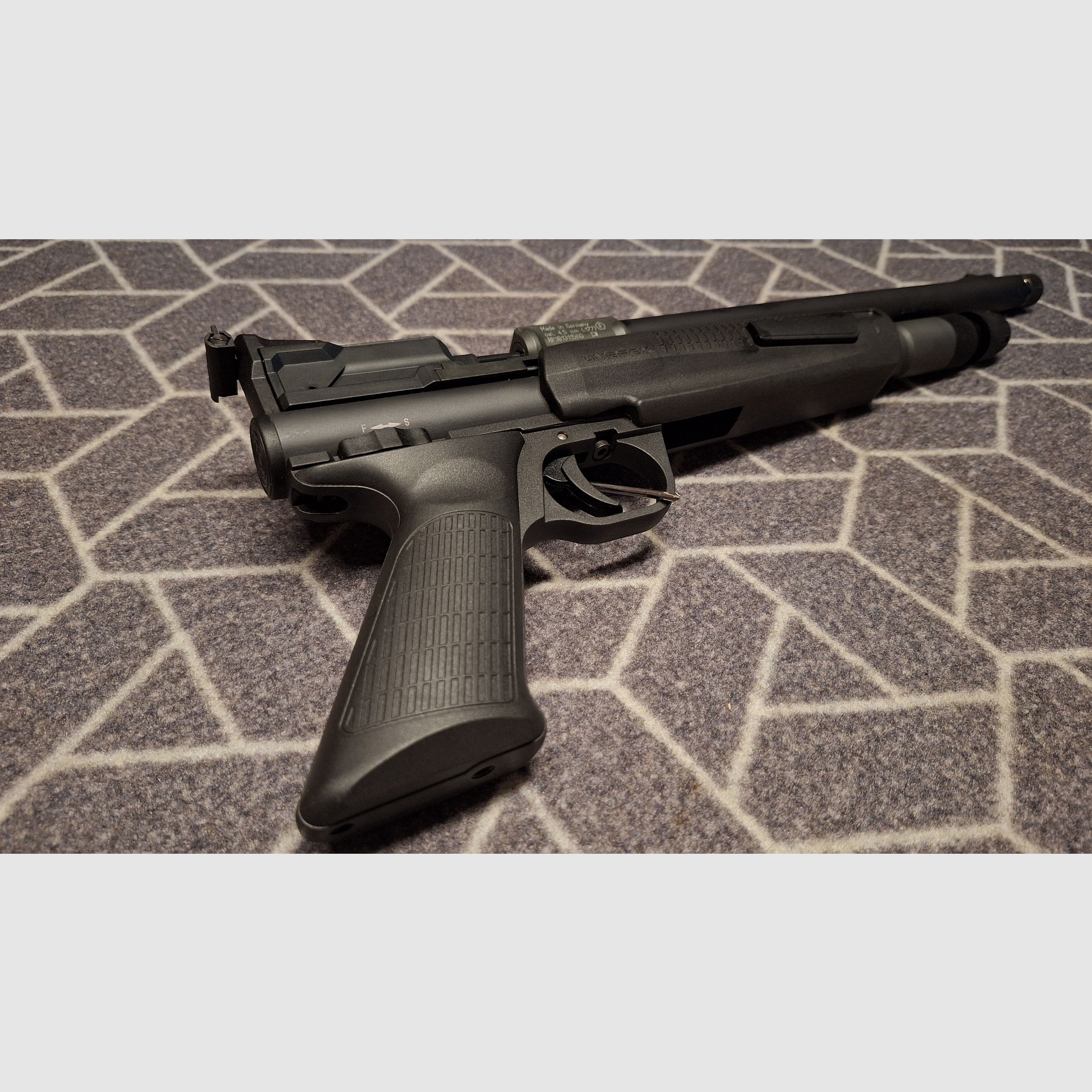 Umarex RP5 4,5 mm CO2 Pump Action mit 2x 5 Schuss Magazinen - Rarität!