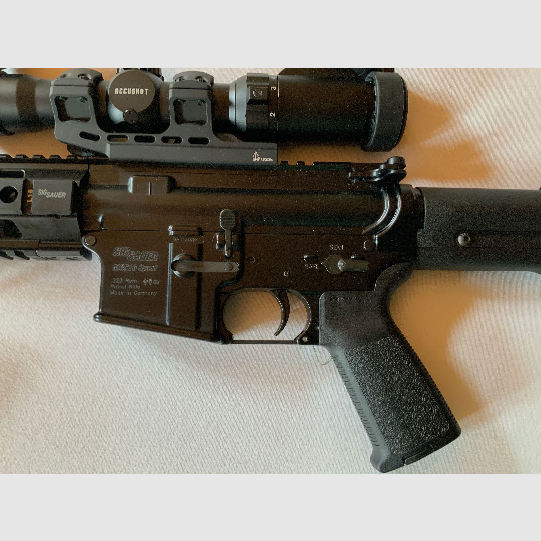 AR 15 Sig Sauer 516 Sport Patrol .223 Rem – Top état (seulement 600 coups) – Système à piston recherché – Pack complet (Original Eckernförde - Made in Germany)