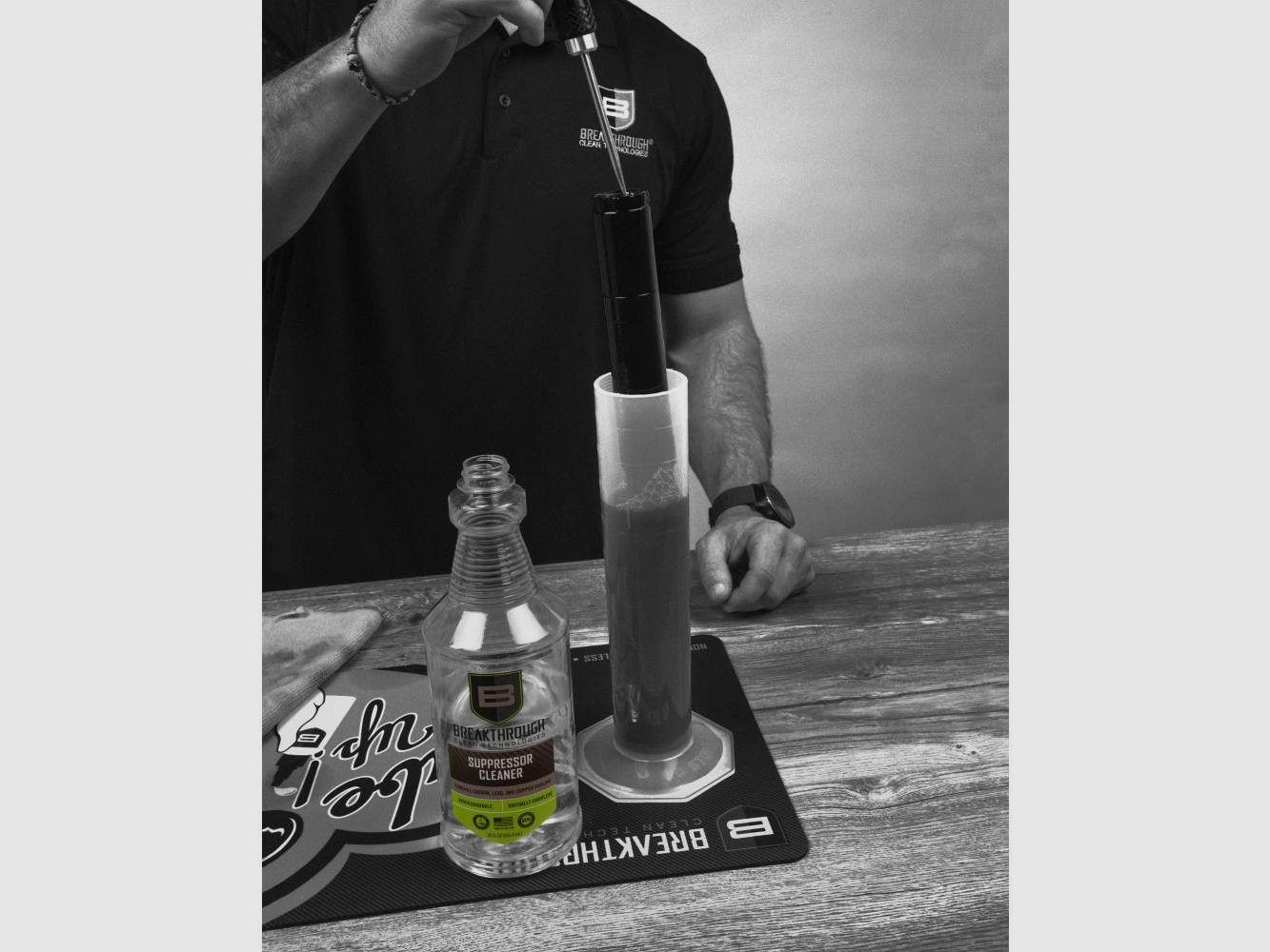 BREAKTHROUGH® Suppressor Cleaner 946ml, Bild 3 von 5