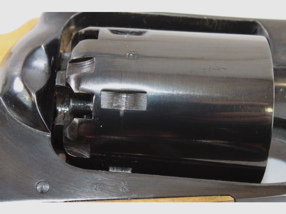 Uberti Perkussions-Revolver Santa Barbara Remington 1858 - .44(Blackpowder)