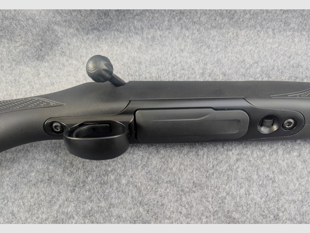 Sauer 100 Classic XT (with Picatinny rail)