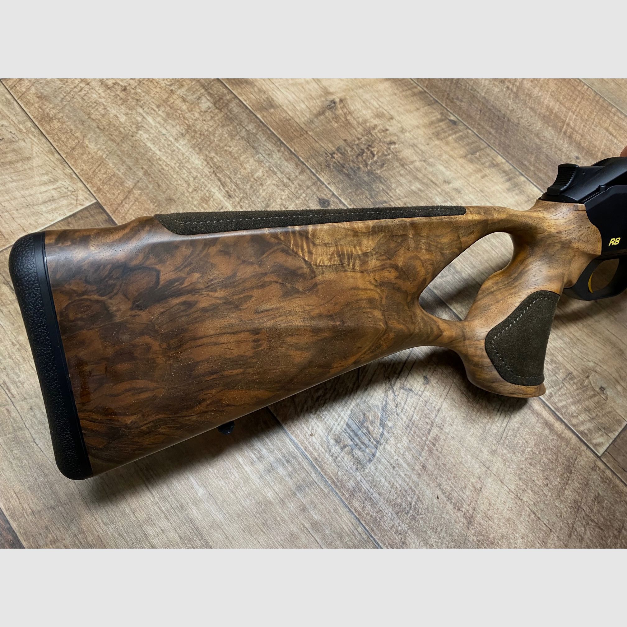 Blaser R8 Success HK 6 mat huilé version spéciale cuir de cerf .308win