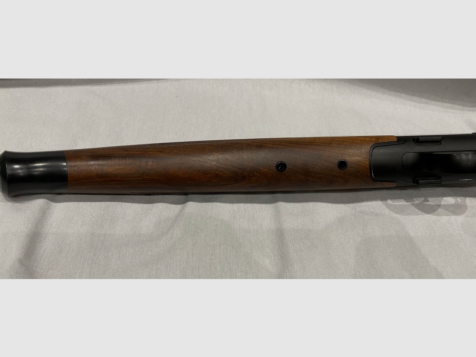 Blaser R8 Standard, Holzschaft, schwarzer Systemkasten