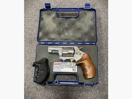S&W Smith & Wesson 60 - 9