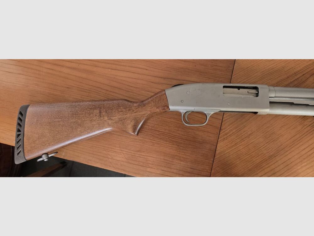 Mossberg 500A Mariner