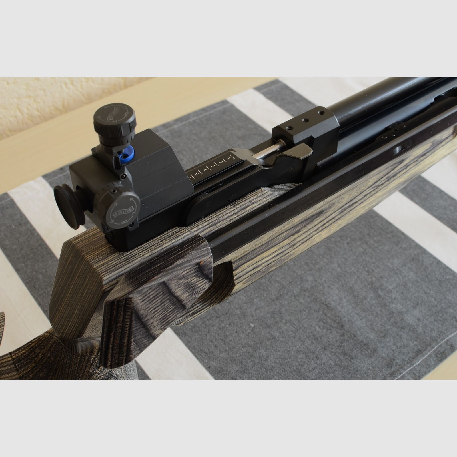 Match Luftgewehr Walther LGM2 grau rechts