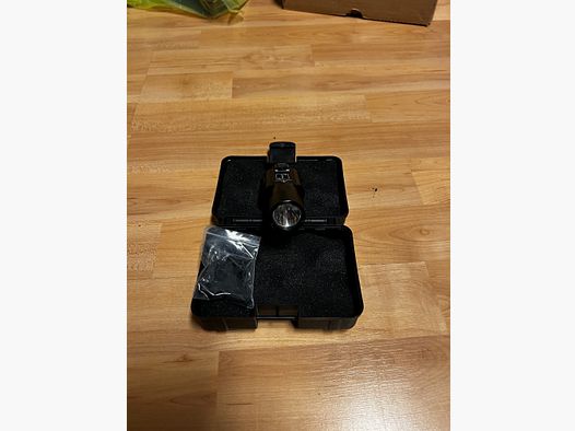 Pistol flashlights dummy