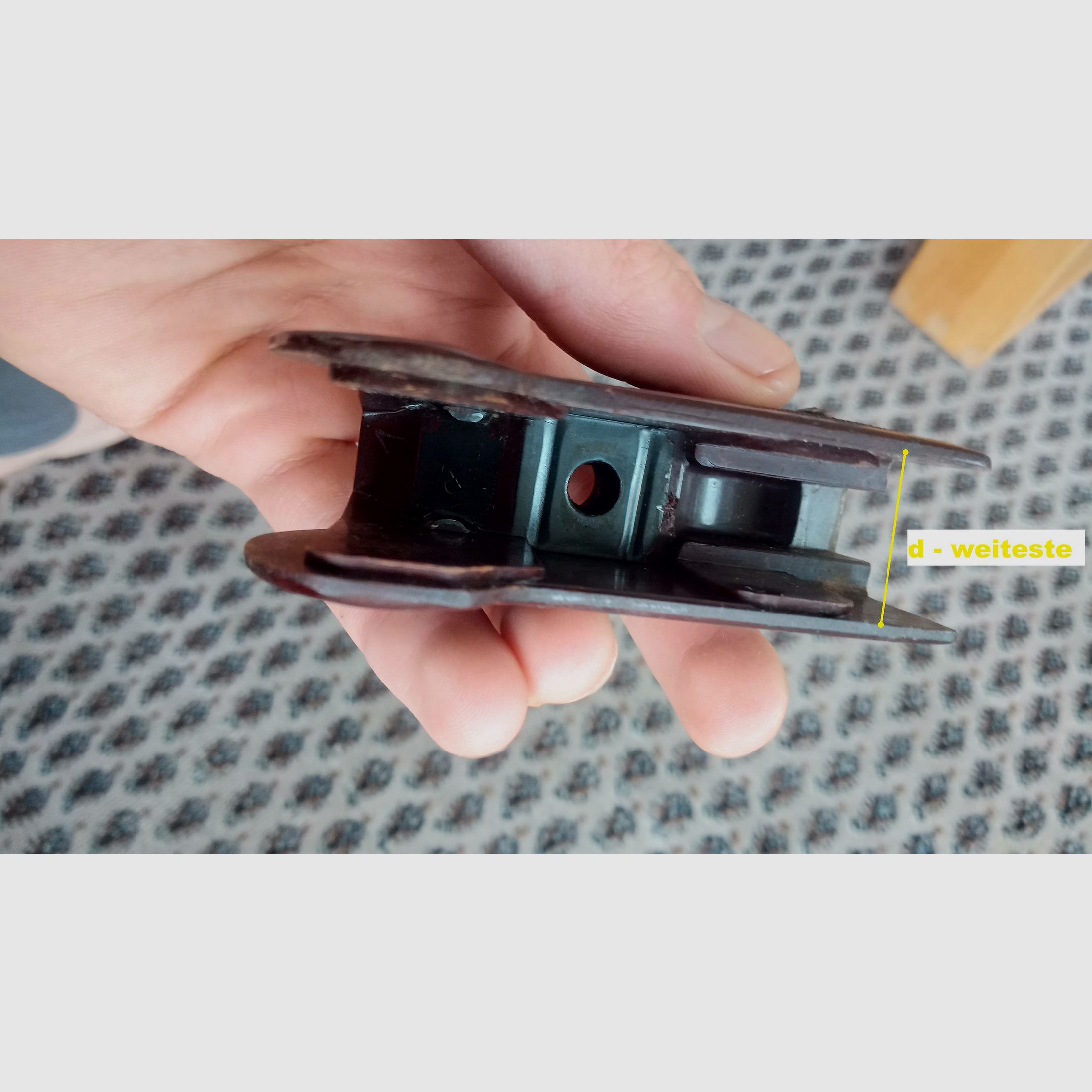 Griffschalen voor 9x18 Makarov PM fijnste Sovjet Bakeliet