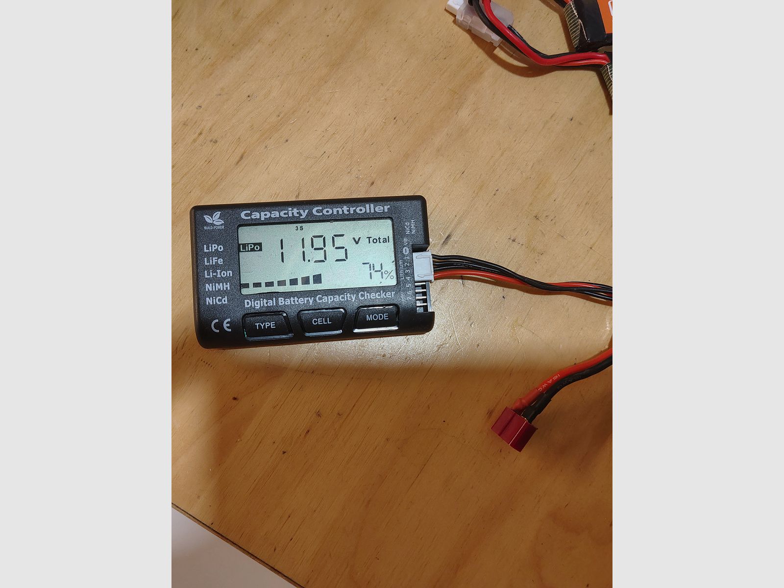 6x Airsoft LiPo Akku Set (11.1V & 7.4V) – Geprüft per Tester + LiPo Guard Tasche