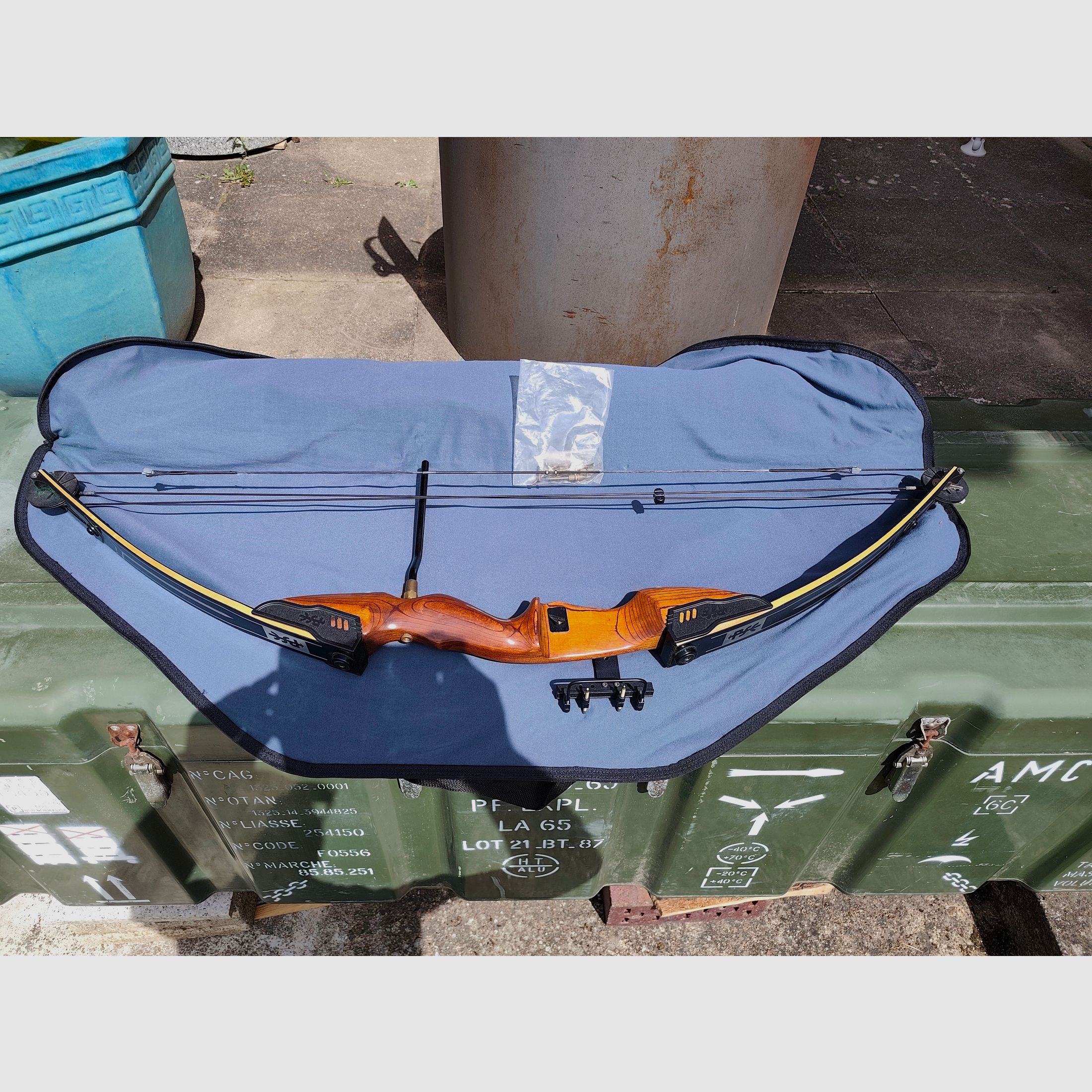 PSE Excalibur II – Arco compuesto de tiro clásico de principios de los 90 – 29" / 70 lbs