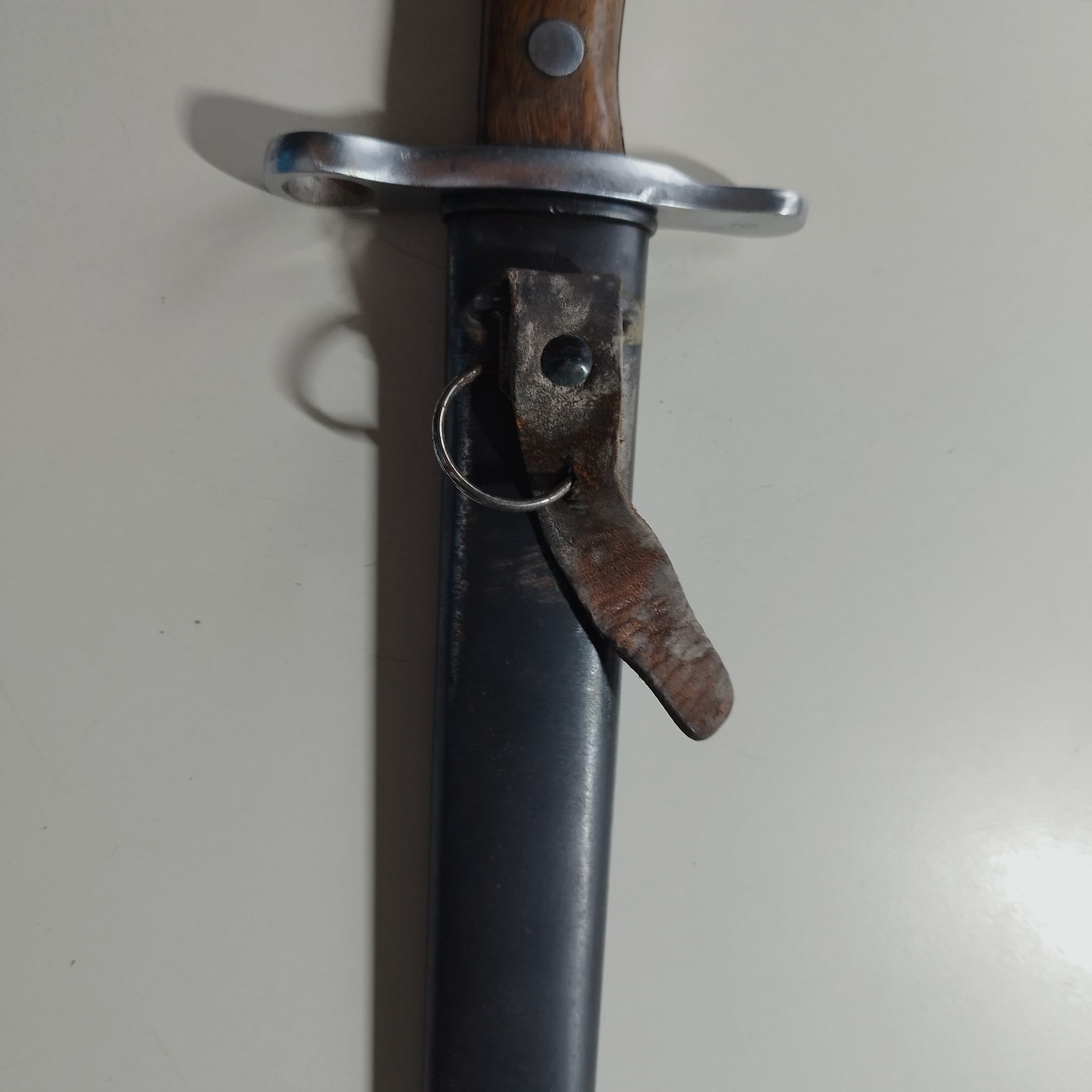 Schweizer Bajonett "Elsner Schwyz" Modell 1918 mit Metallscheide