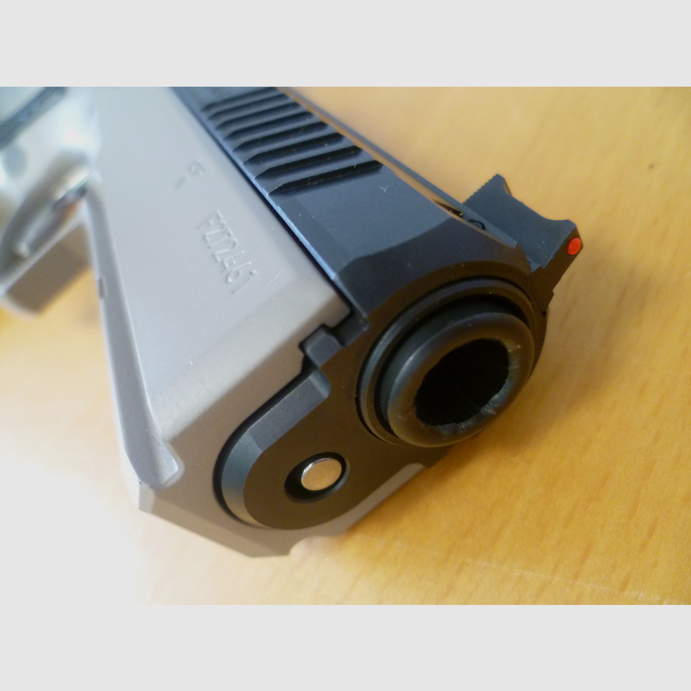 Pistole CZ Shadow 2 Urban Grey 9mm Luger
