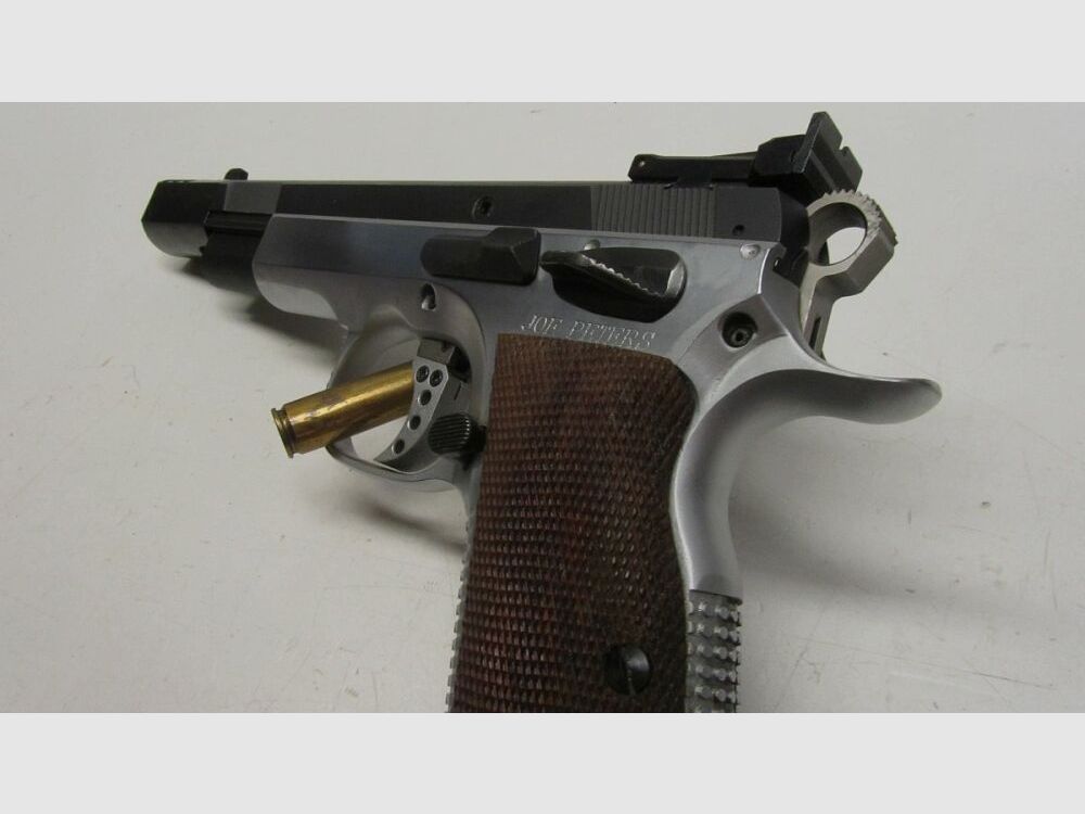 Pistolet sportowy Joe Peters (Peters Stahl) .45Auto, 5" z kompensatorem .45Auto