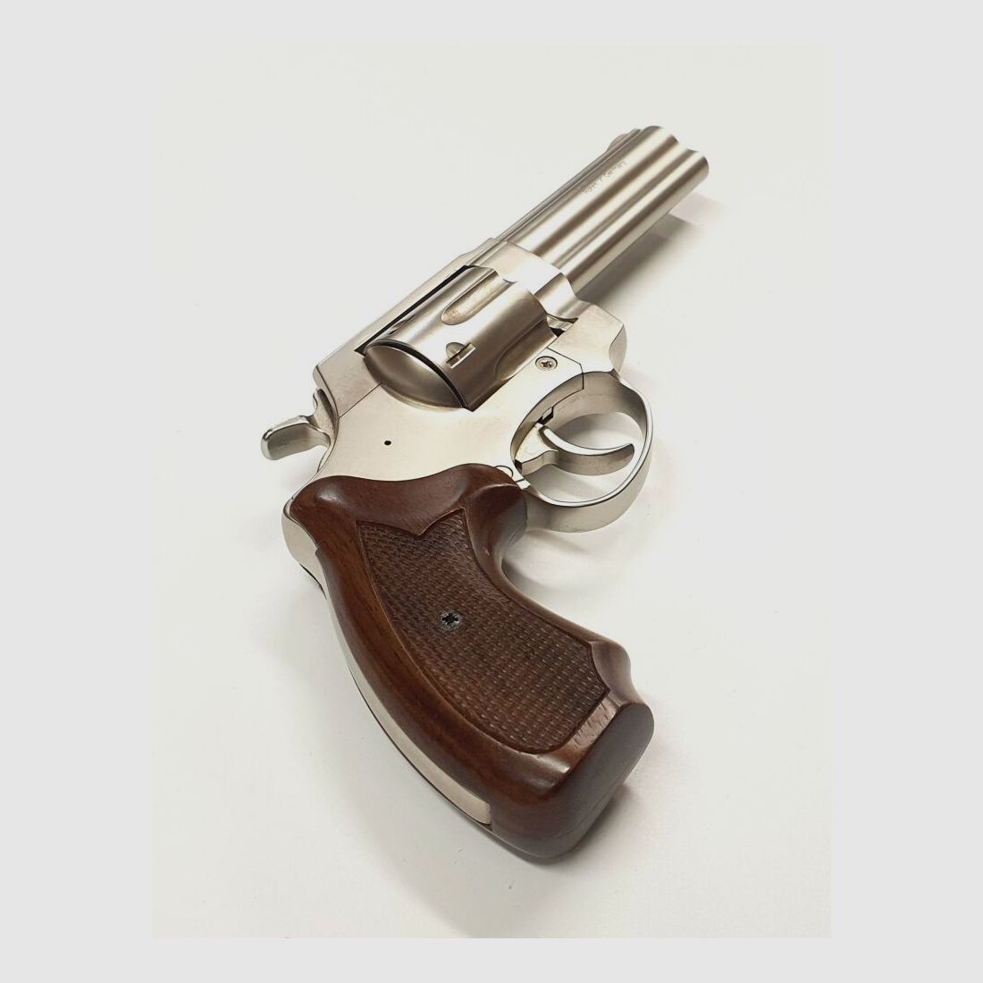 Röhm Schreckschussrevolver RG99N, Satin mit Holzgriffschalen, 9mm R.K., gebraucht