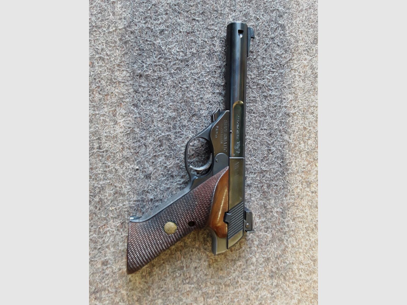High-Standard Mod.104