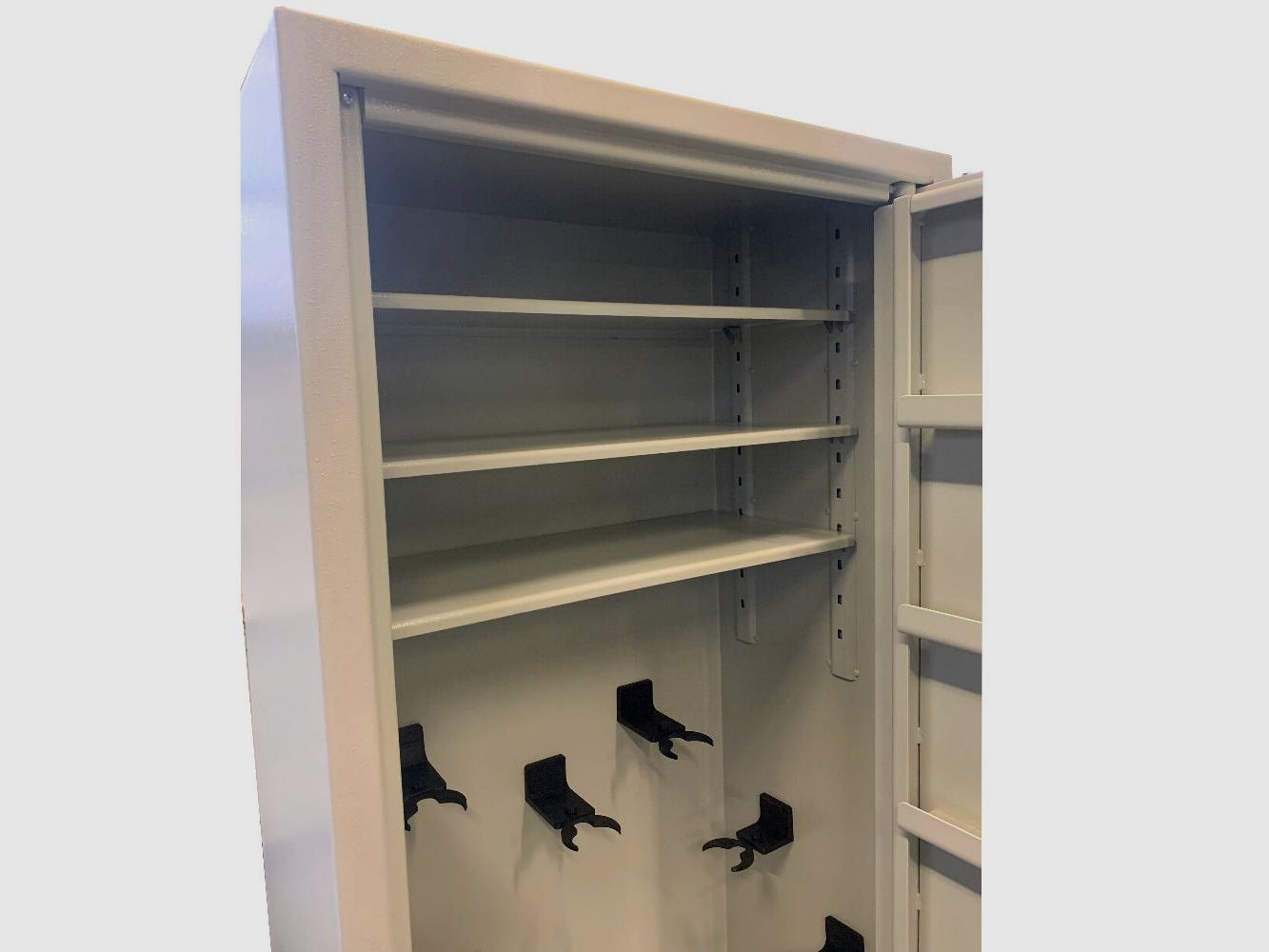 Gun cabinet HUNTER V1-MAX 1500 (1500x900x600) max. 32 LW