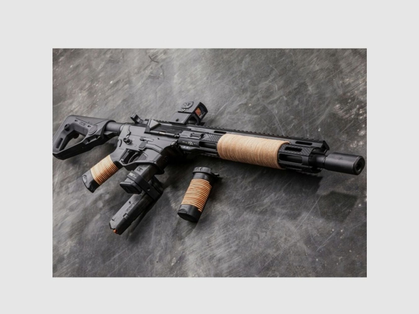 Hera Arms Pistolengriff AR15 Leather Grip Natural, Bild 2 von 5