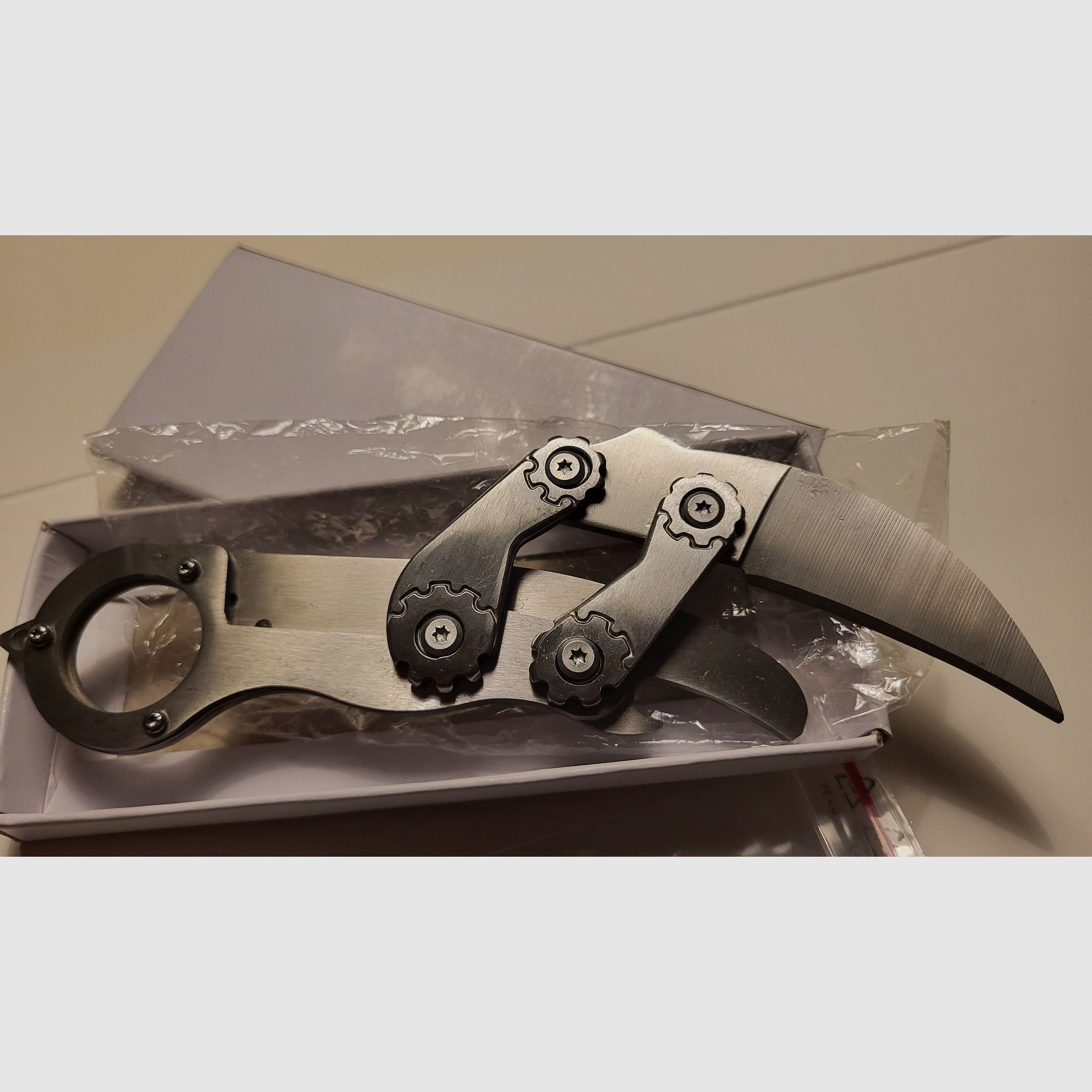 Collection de couteaux TOP!!! NEUF!!! RARE!!!