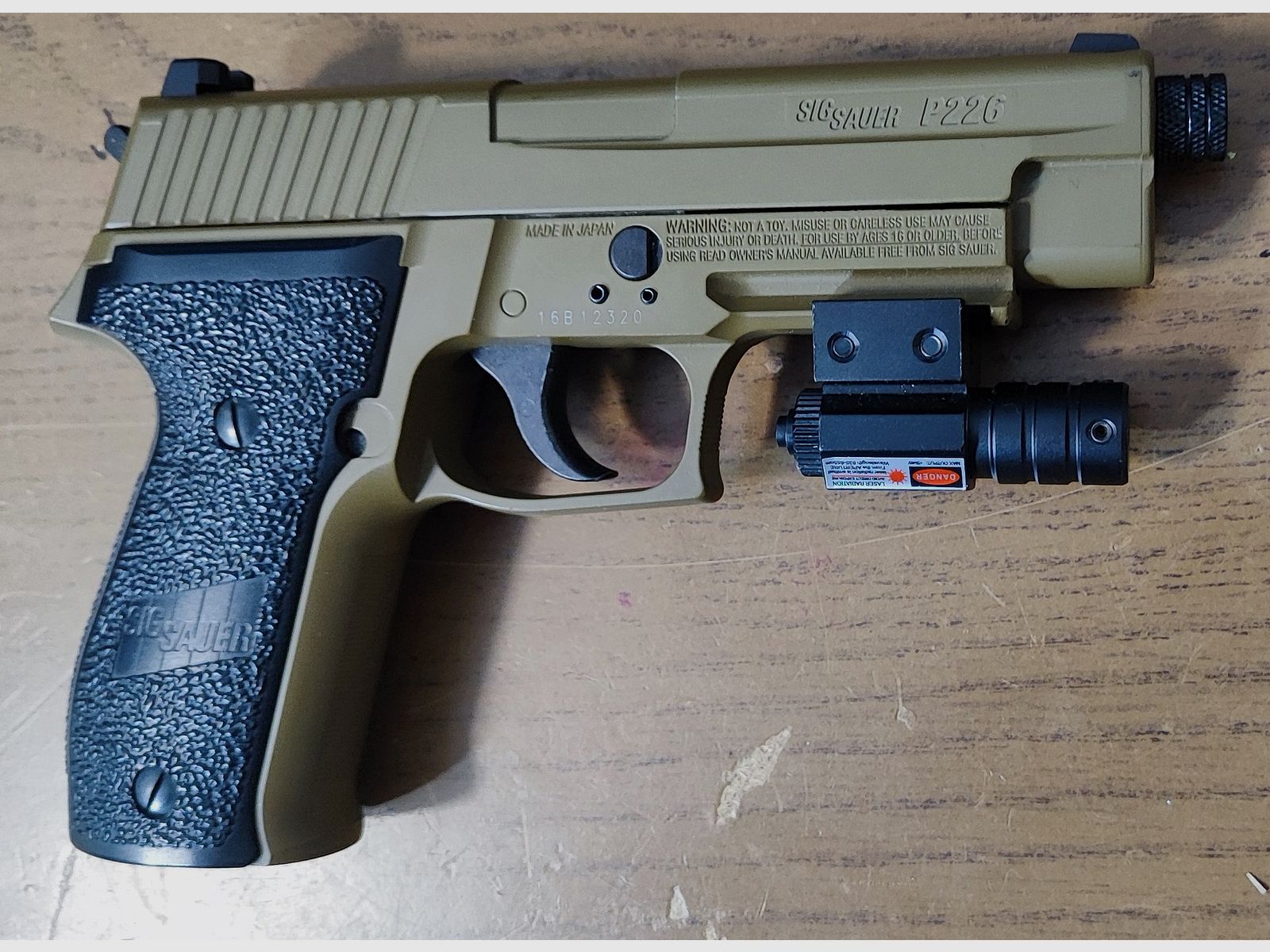 SIG Sauer CO2 Pistole Cal. 1.77 (4,5mm) Diabolo