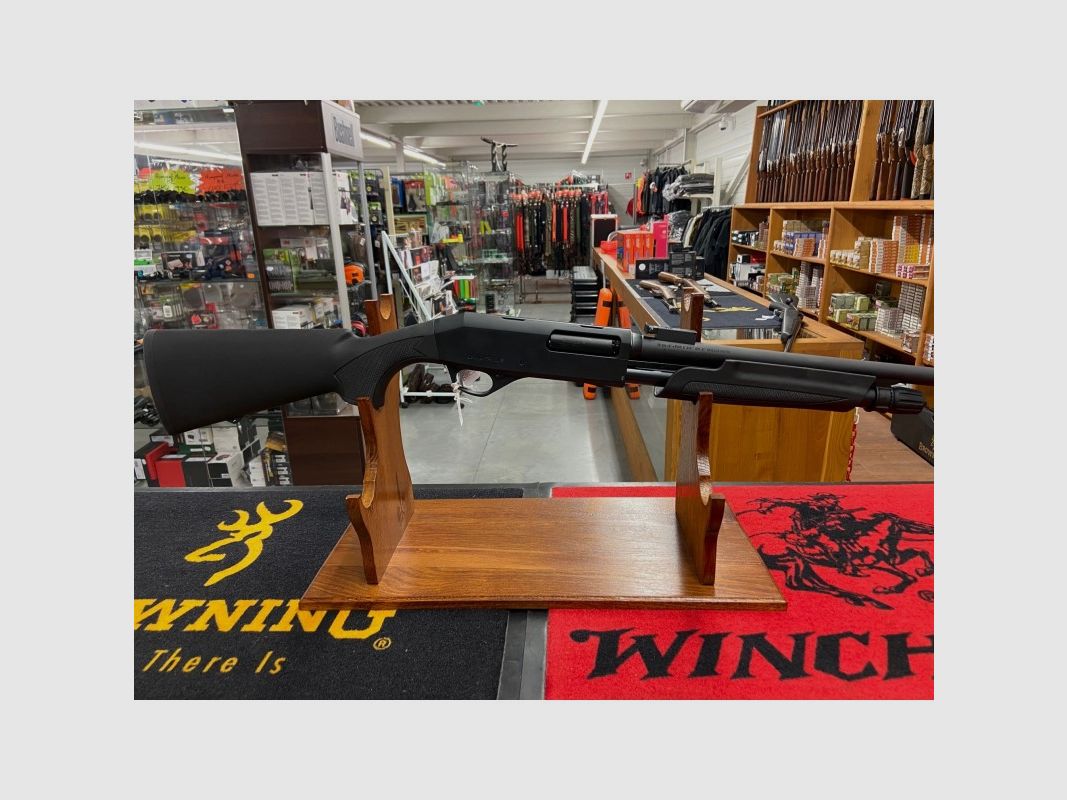 Stoeger P3000R 12x76, image 1 of 7
