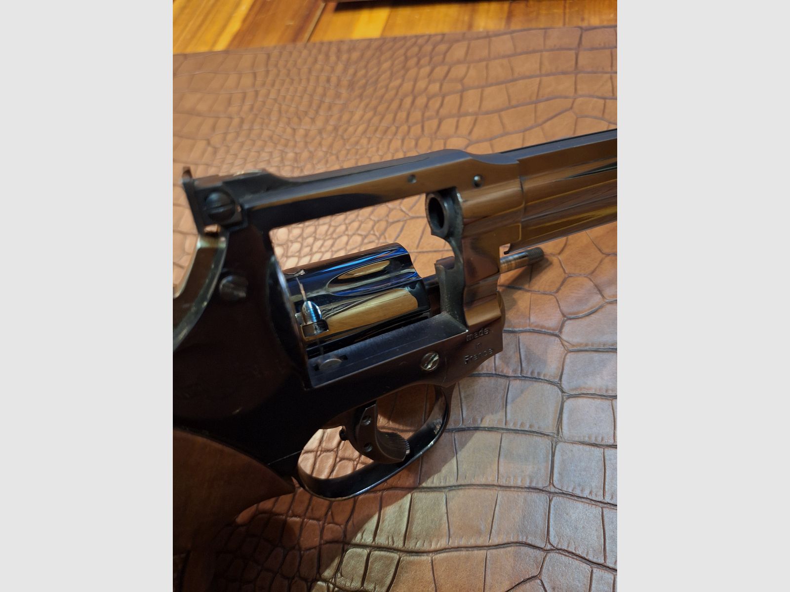 Revolver Manurhin MR 73 Kaliber .32 S&W Long 6 Zoll Lauf 
