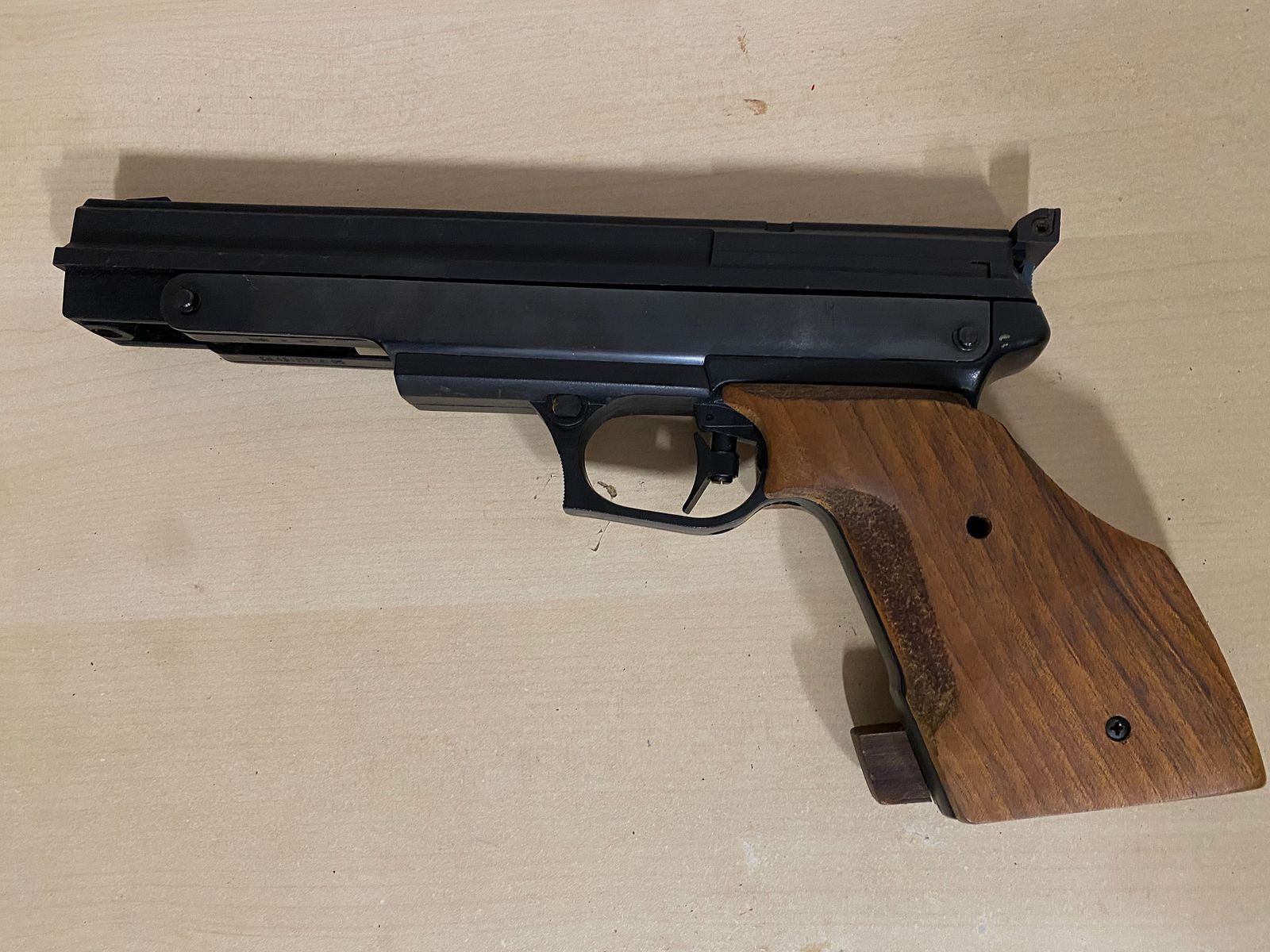 Gamo Sportschützenluftpistole 4,5mm