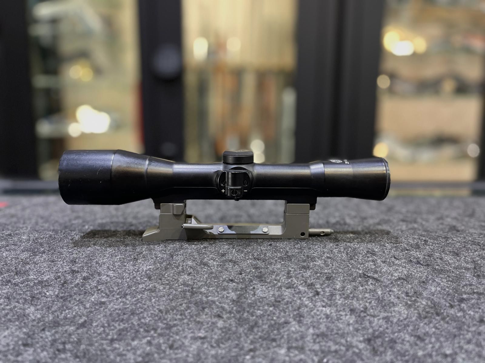 SIG 550/PE90, image 13 of 17
