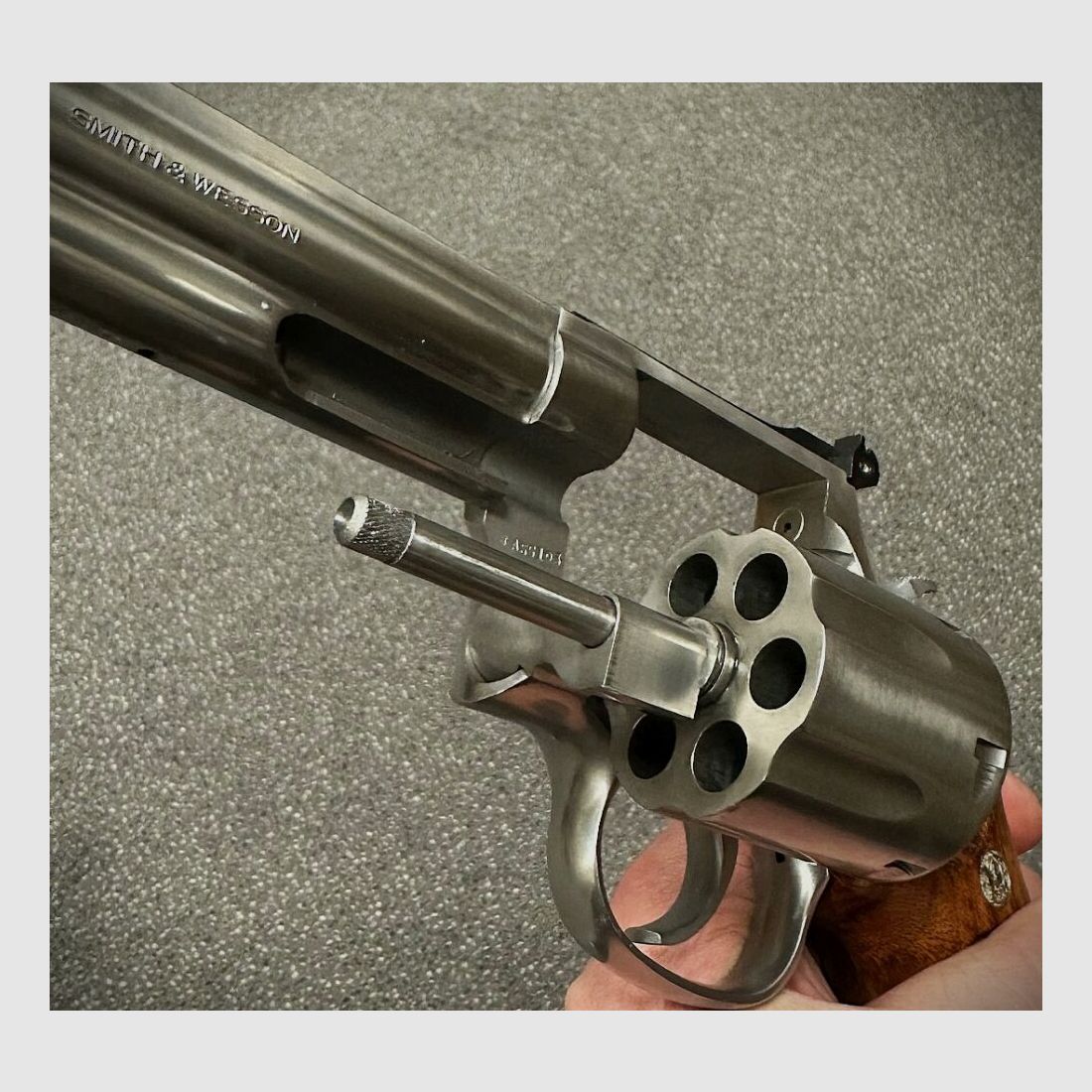 S&W Smith & Wesson 686-2