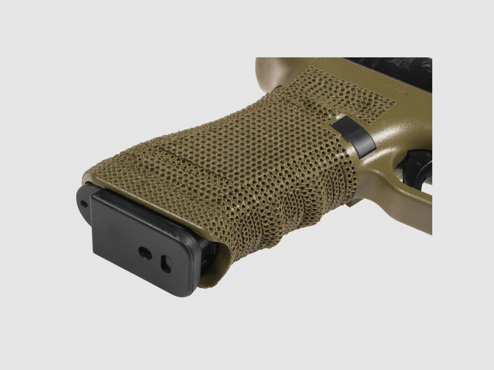 P06 GBB Airsoft Pistole in Oliv | Delta Armory