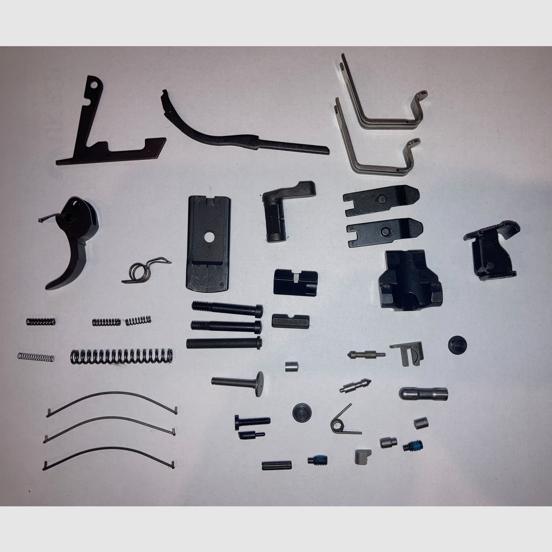 Walther P5 Einzelteile Set mit Griffschalen