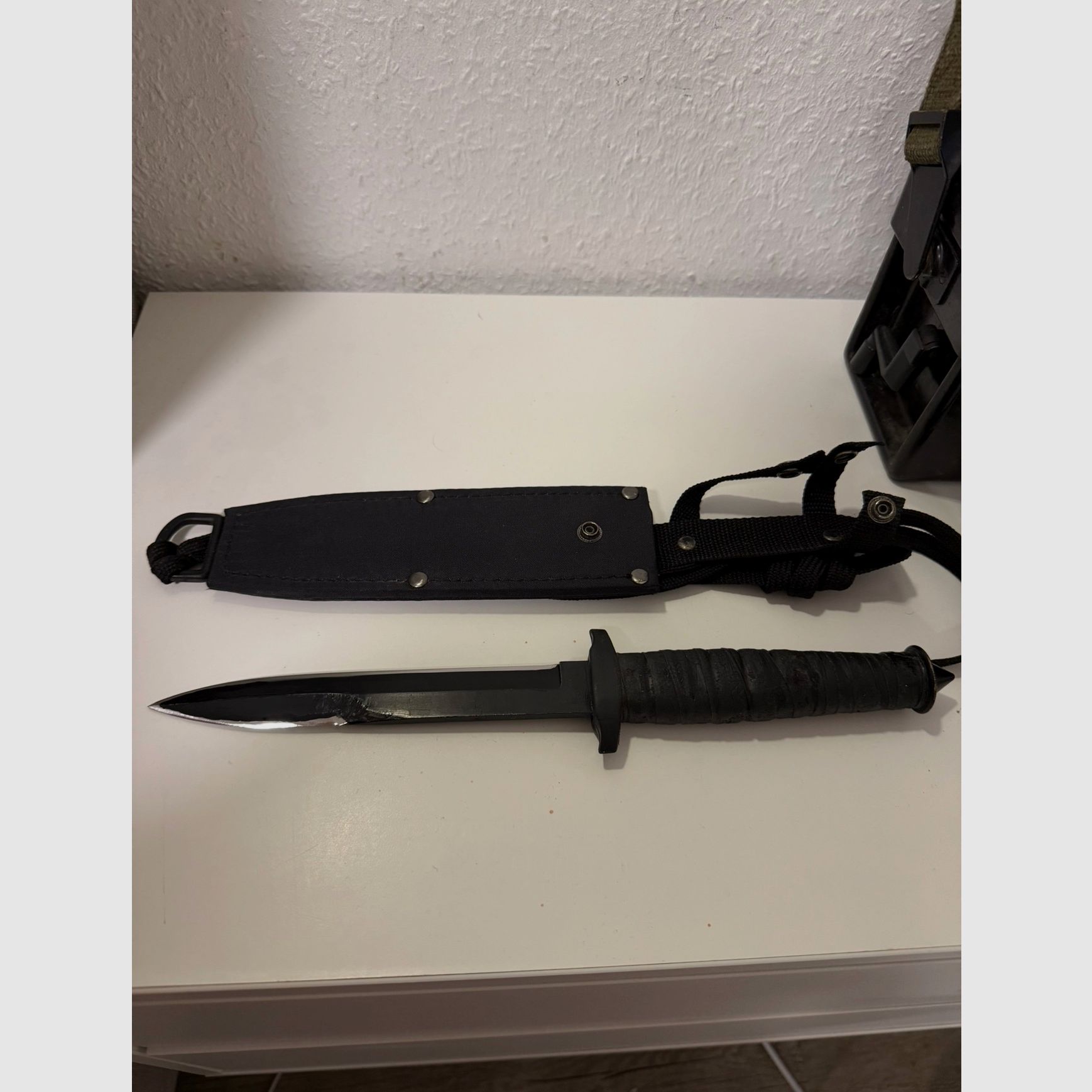 Tactical combat knives with glass breaker