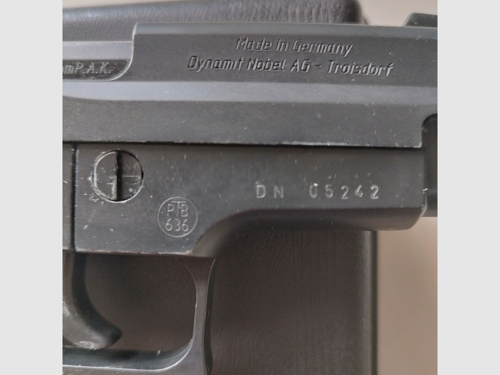 Geco Mod. 225 - 9mm P.A.K. - SRS pistol with box PTB