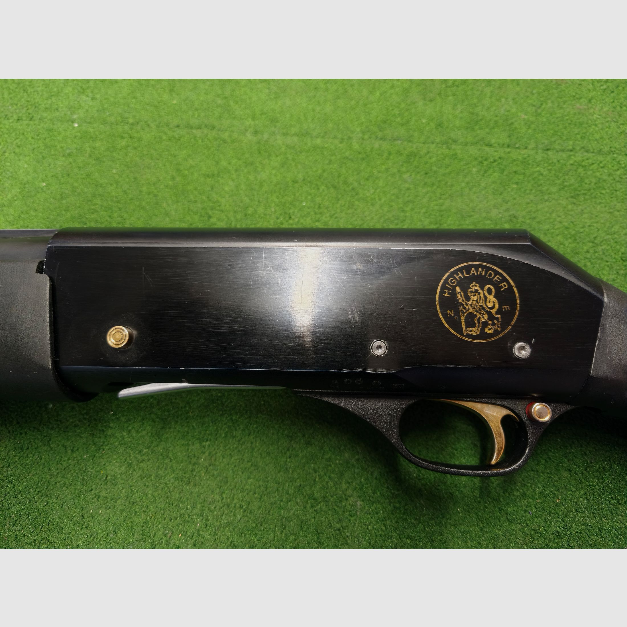 Fusil semi-automatique Highlander, image 2 sur 3