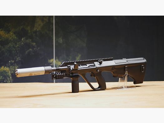 Steyr AUG A3 SA Police / .223 Rem / LL 382mm / Steyr UMS QL Dämpfer / Abzugstuning / Corvus Defensio