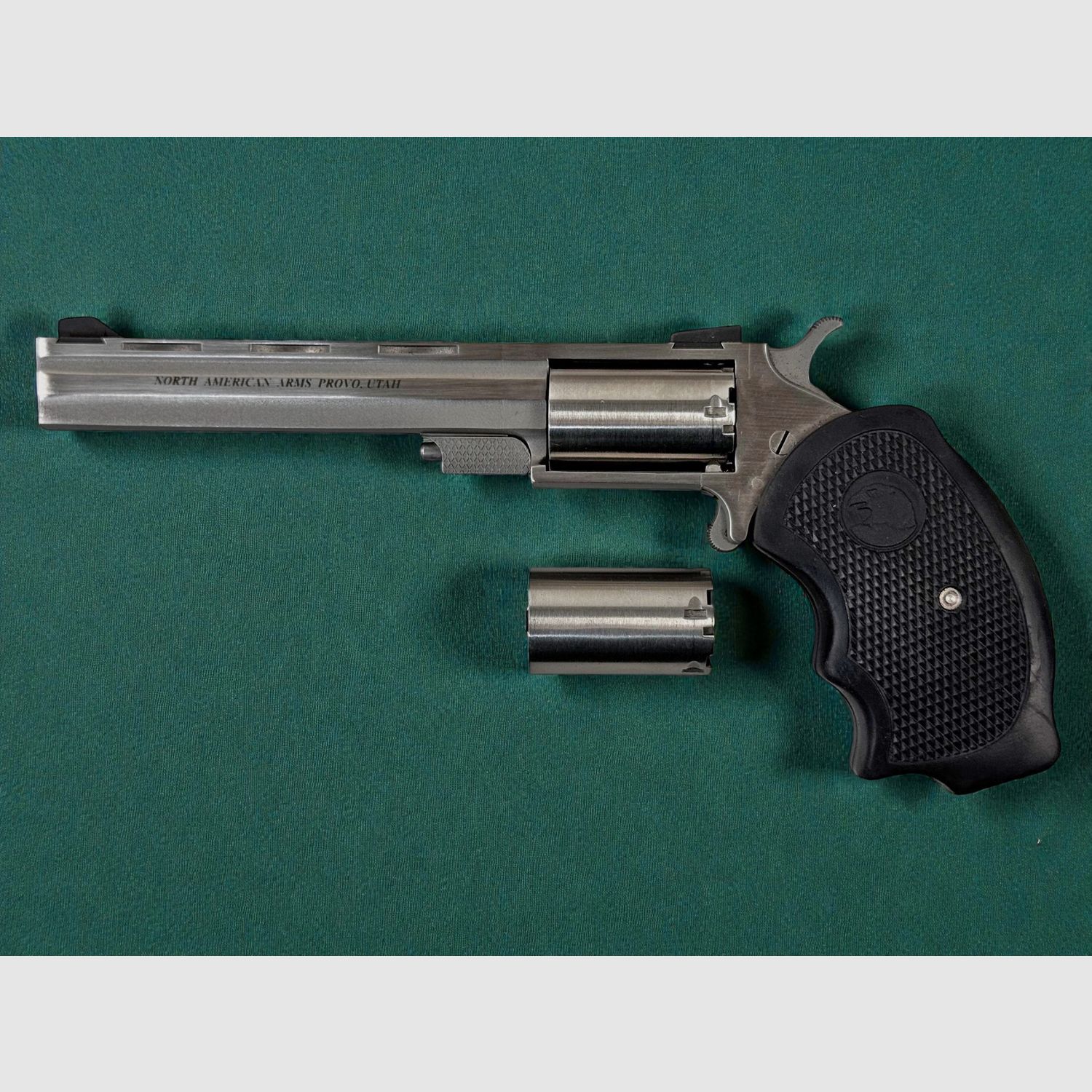 NAA Revolver 22 Mini Master Kal. .22lr z wymiennym bębnem .22 WMR