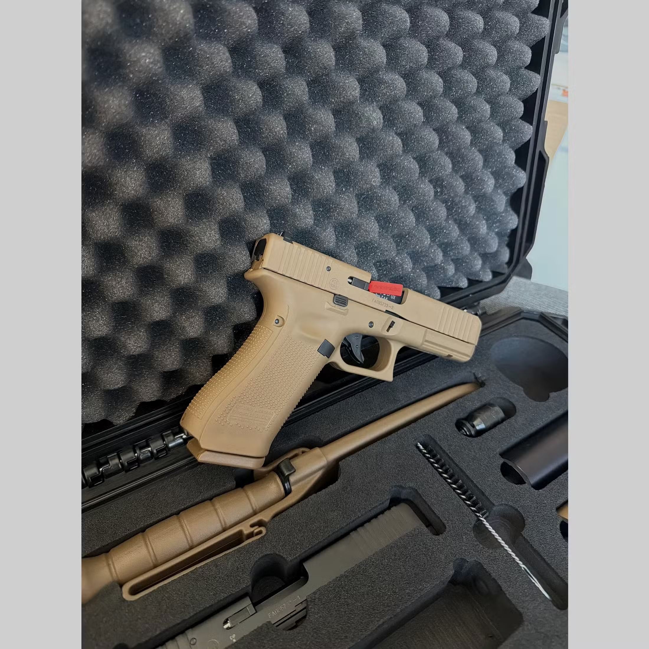 Glock 17 édition spéciale 1/300