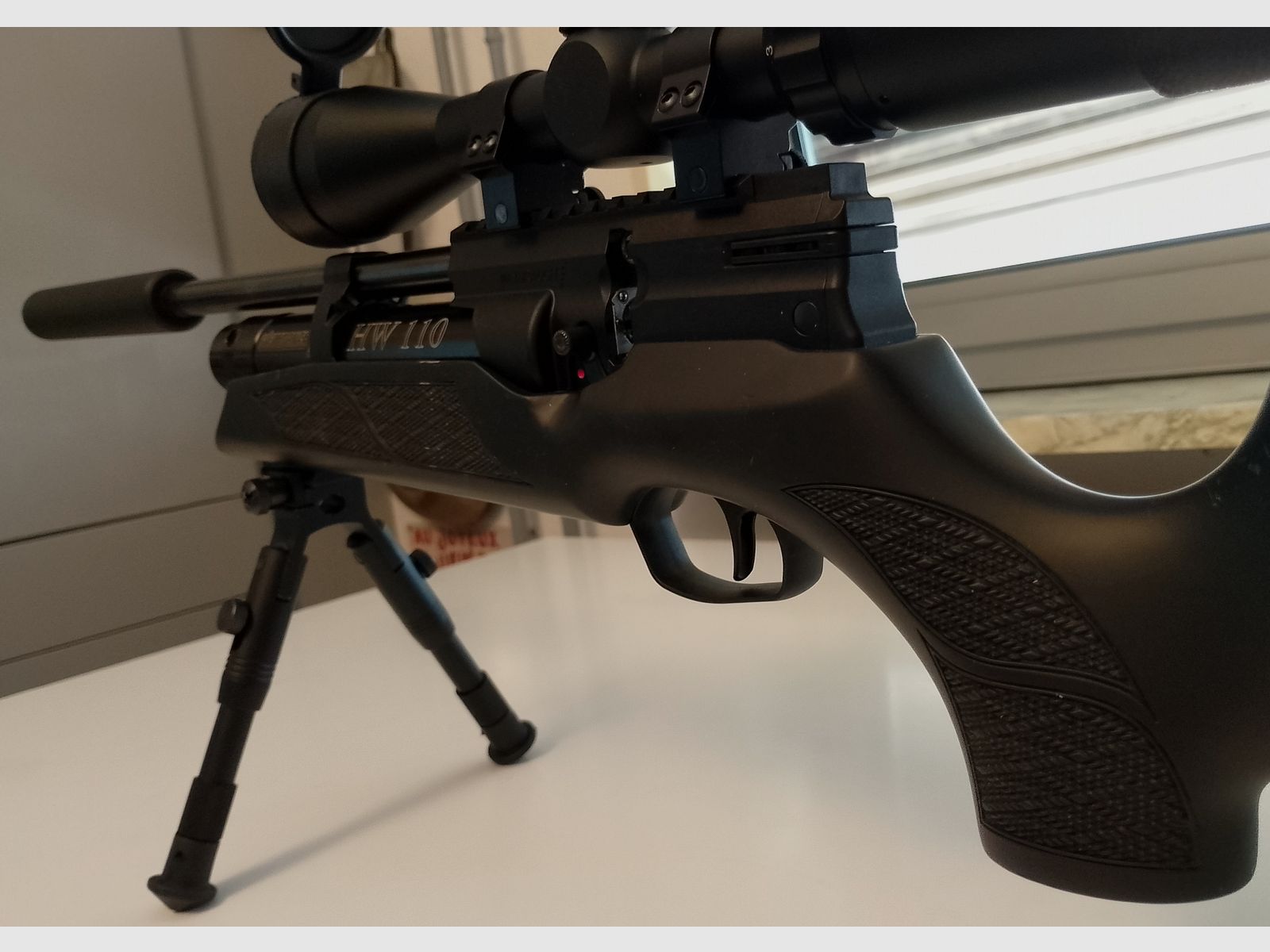 Pressluftgewehr Weihrauch HW 110 ST- K.   4,5 mm (P18)