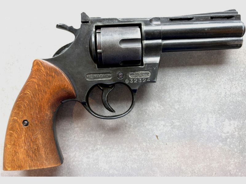 ME 38 Magnum Schreckschuss-Revolver brüniert im Kaliber 9mm R.K. (PTB 438)