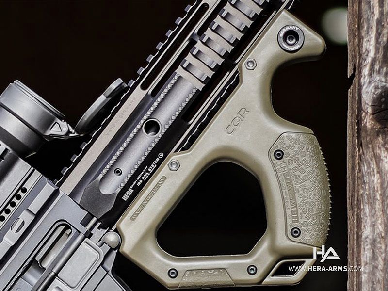 HERA ARMS CQR Agarre Frontal Negro