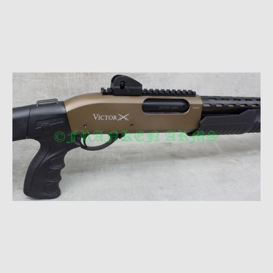 Huglu Victor P-Tac Tactical Bronze 12/76