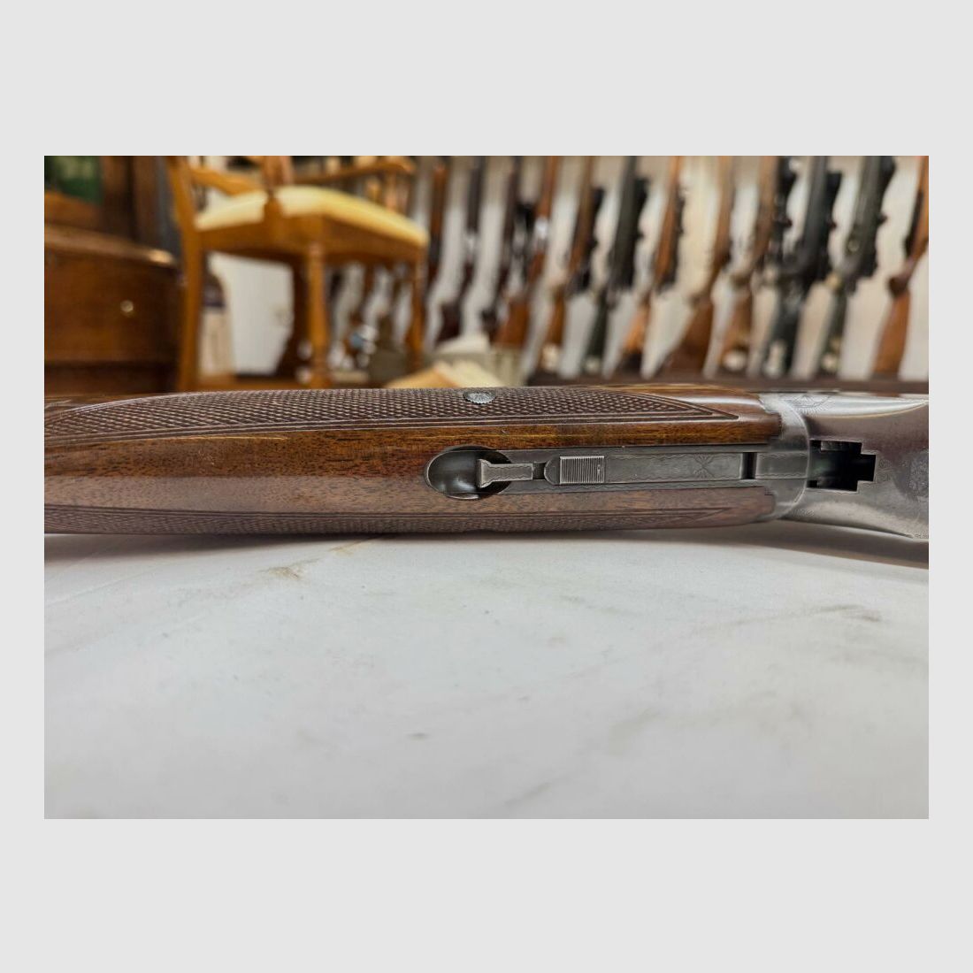 FN B25 12/70