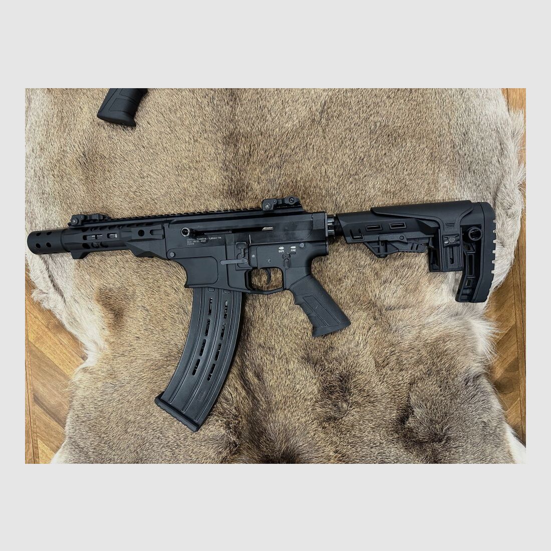 DERYA MK12-2022. Robuste halbaut. AR15 Flinte