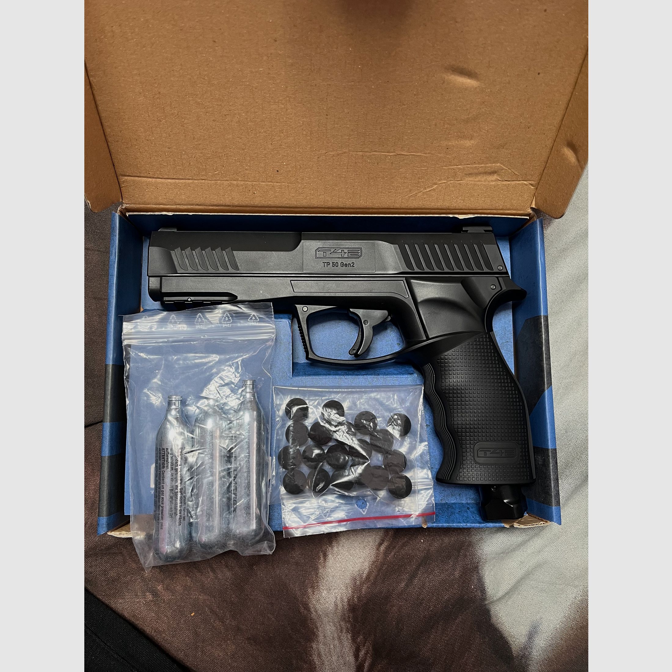 Co2 pistol