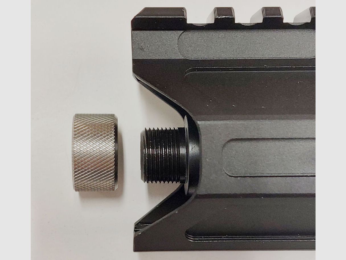 Schwaben Arms GmbH sistema di cambio SAR M15-22 MATCH in calibro .22L.R. adatto per AR15 con filettatura della canna 1/2-28 UNEF