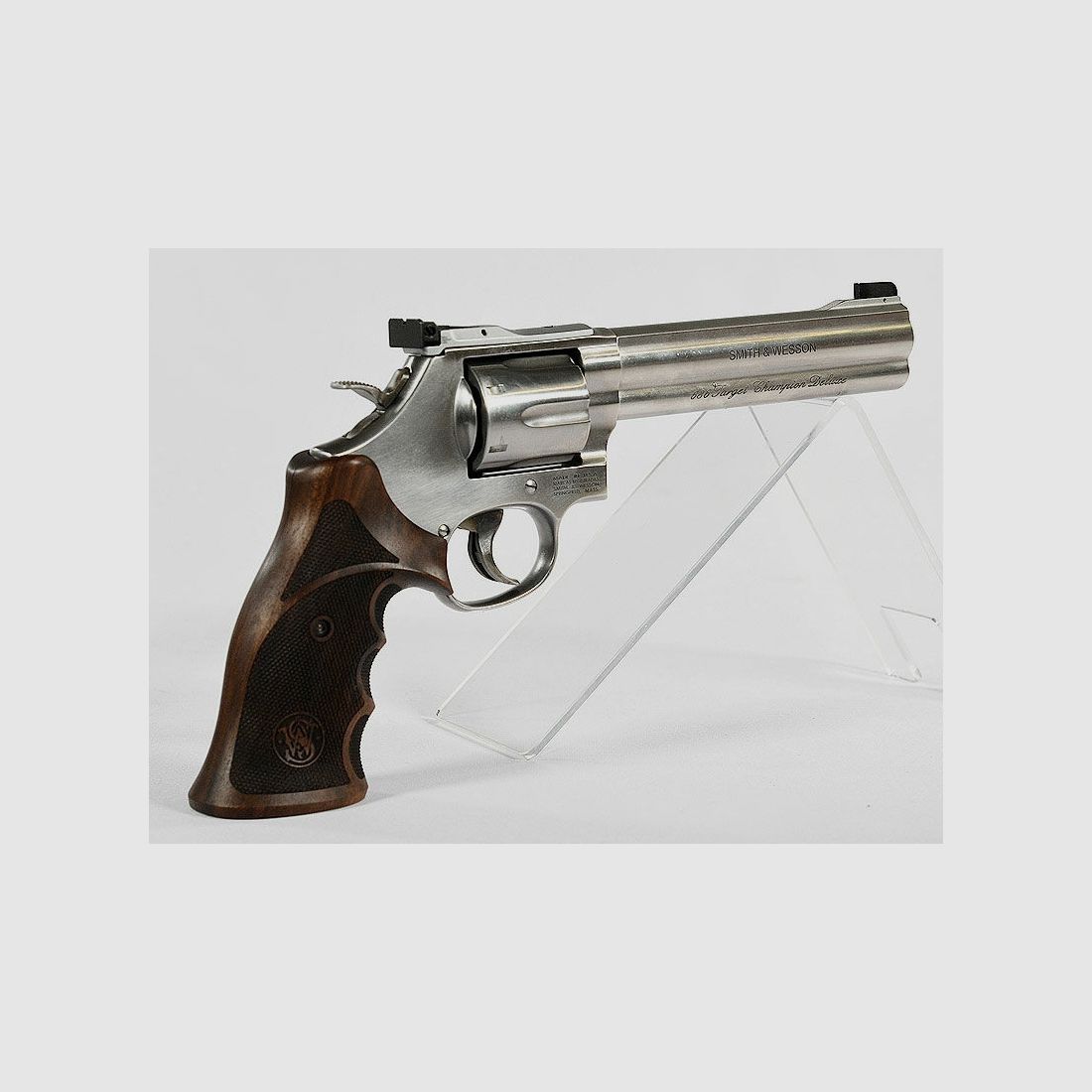 Smith & Wesson 686 Target Champion Deluxe